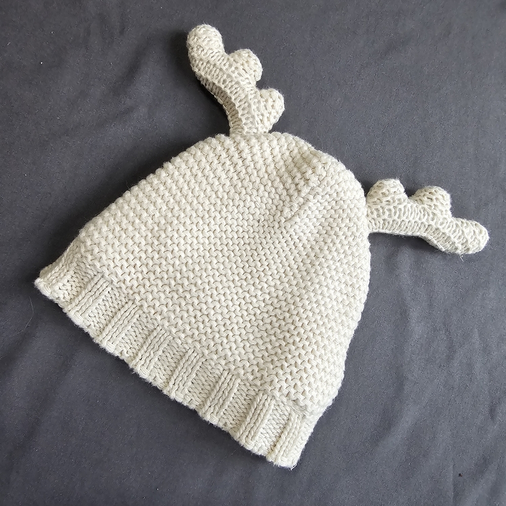 ⭐️Indigo Baby Cream Knit Baby Hat with Antlers 0-6m